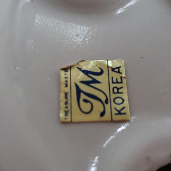 Vintage Girl and Boy Pilgrim Figurines by Treasure Masters Korea 5.5" Ceramic - Picture 7 of 11